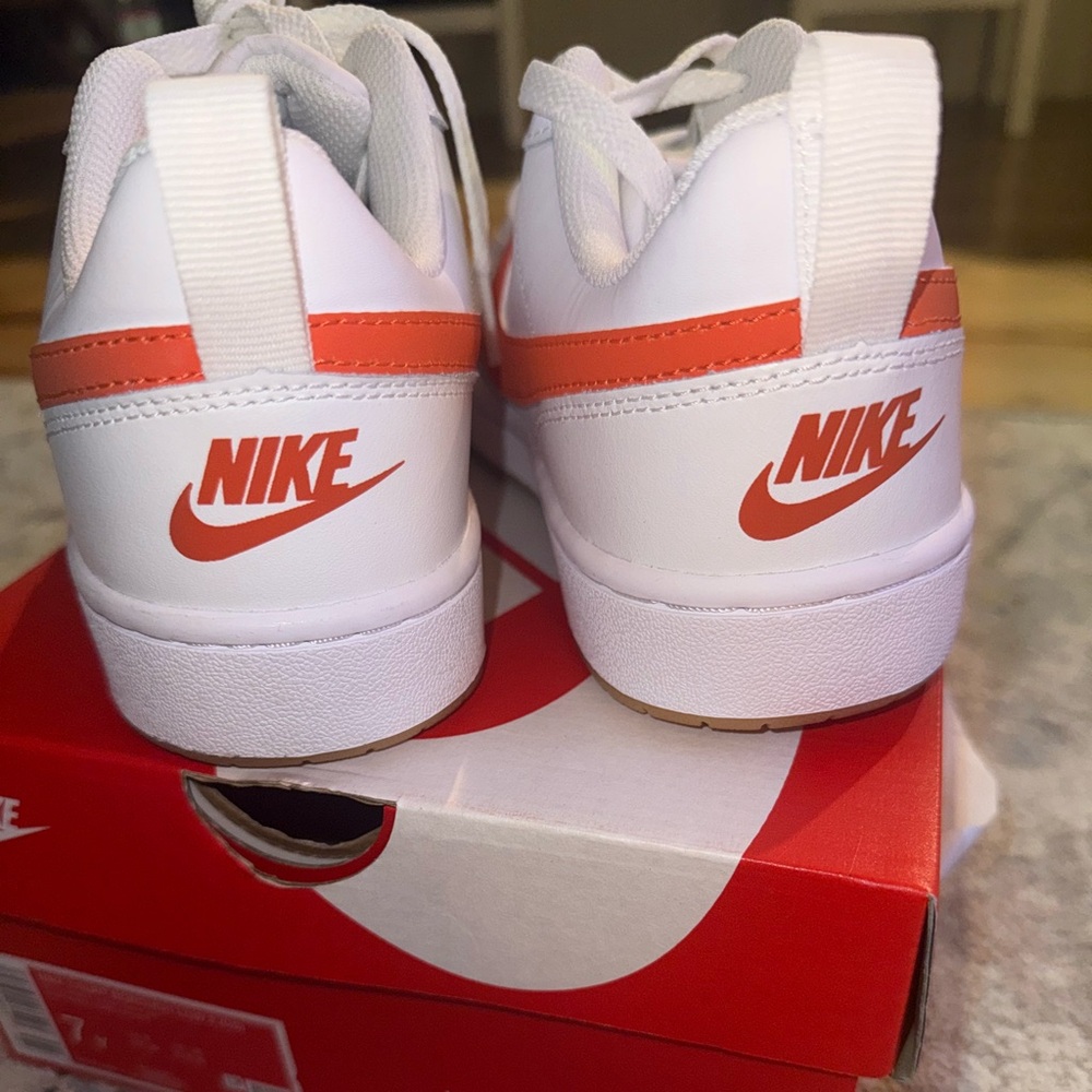 Nike Court Borough Low 2 GS White Orange Summit White-Sail 7Y (Women’s 8.5)–BNWB